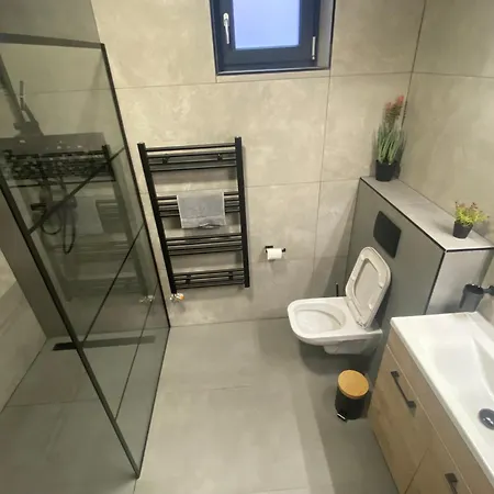 아파트 Waikiki House With Jacuzzi