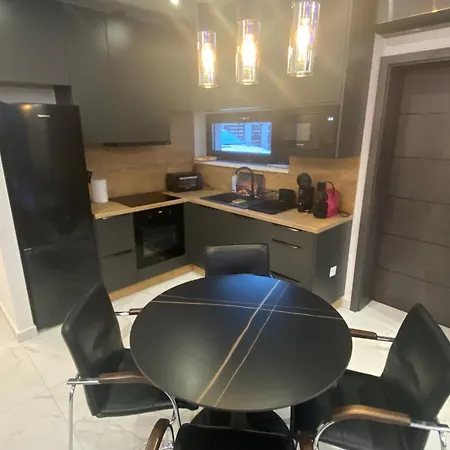 Waikiki House With Jacuzzi Daire Siofok