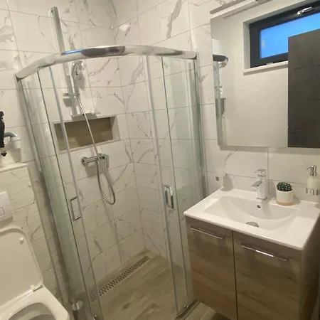 아파트 Waikiki House With Jacuzzi