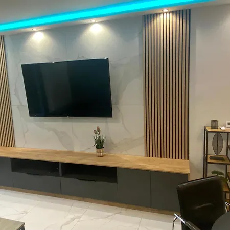 Apartment Waikiki House With Jacuzzi Siofok