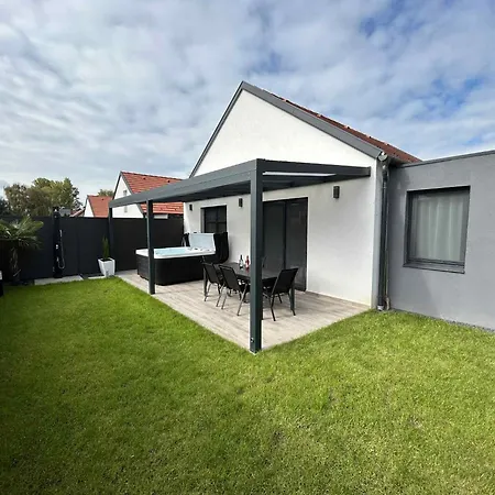 Διαμέρισμα Waikiki House With Jacuzzi *