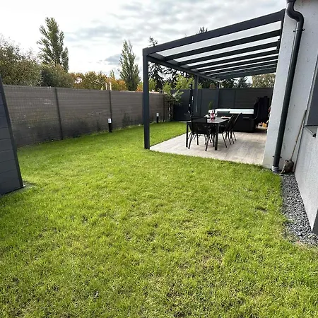 아파트 Waikiki House With Jacuzzi