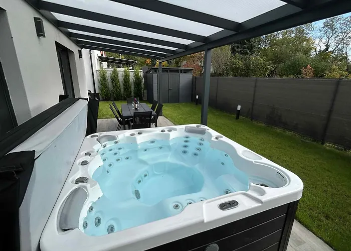 Waikiki House With Jacuzzi Σίοφοκ